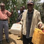 Instalacja zbiornika wody pitnej w Papua Nowej Gwinei